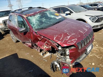Czwarte zdjęcie samochodu z boku: 2021 JEEP CHEROKEE LATITUDE LUX VIN:1C4PJMMX9MD131257 - miniatura