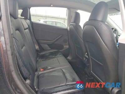 Zdjęcie 10 z 13 samochodu: 2024 TESLA MODEL Y VIN:7SAYGDEE6RF179981 - miniatura