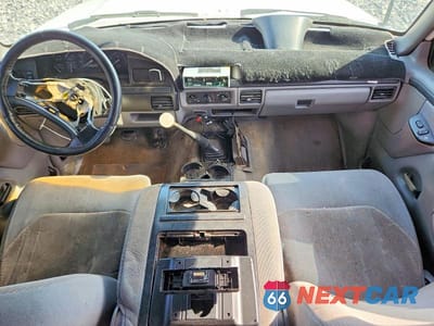 Zdjęcie 8 z 13 samochodu: 1997 FORD F350 VIN:1FTJW35F5VEA01558 - miniatura