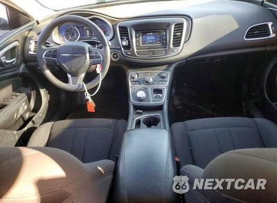 Zdjęcie 8 z 12 samochodu: 2016 CHRYSLER 200 LIMITED VIN:1C3CCCAB3GN149929 - miniatura
