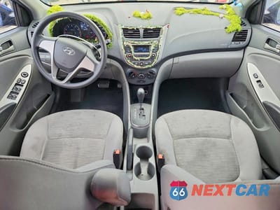 Zdjęcie 8 z 12 samochodu: 2017 HYUNDAI ACCENT SE VIN:KMHCT4AE3HU273911 - miniatura