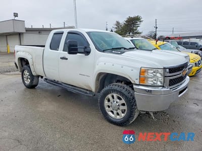 Czwarte zdjęcie samochodu z boku: 2013 CHEVROLET SILVERADO K2500 HEAVY DUTY LT VIN:1GC2KXEG2DZ266168 - miniatura