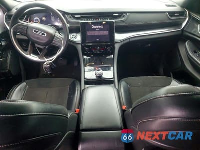 Zdjęcie 8 z 12 samochodu: 2023 JEEP GRAND CHEROKEE LAREDO VIN:1C4RJHAG4PC505305 - miniatura