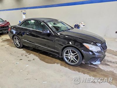 Czwarte zdjęcie samochodu z boku: 2014 MERCEDES-BENZ E 350 VIN:WDDKK5KF7EF255658 - miniatura