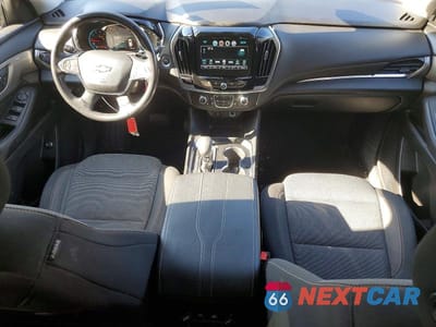 Zdjęcie 8 z 12 samochodu: 2018 CHEVROLET TRAVERSE VIN:1GNEVGKW3JJ119763 - miniatura