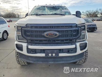 Piąte zdjęcie samochodu w środku: 2022 FORD F250 CREW C PU 4X4 VIN:1FT8W2BT7NEC29385 - miniatura