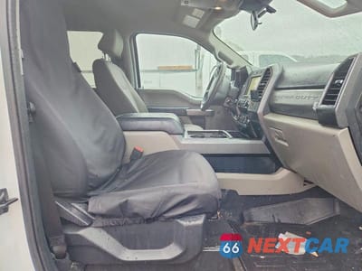 Piąte zdjęcie samochodu w środku: 2022 FORD F250 SUPER DUTY VIN:1FT7W2BN7NEC97554 - miniatura