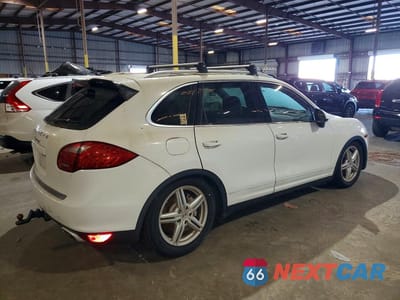 Trzecie zdjęcie samochodu z tyłu: 2012 PORSCHE CAYENNE S VIN:WP1AB2A26CLA48341 - miniatura