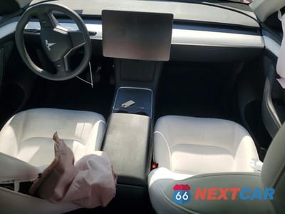 Zdjęcie 8 z 12 samochodu: 2024 TESLA MODEL Y VIN:7SAYGDED2RF208318 - miniatura
