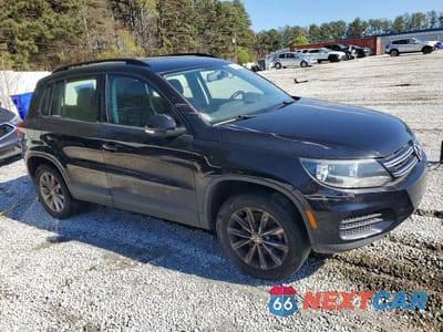 Czwarte zdjęcie samochodu z boku: 2018 VOLKSWAGEN TIGUAN LIMITED VIN:WVGAV7AX9JK000476 - miniatura