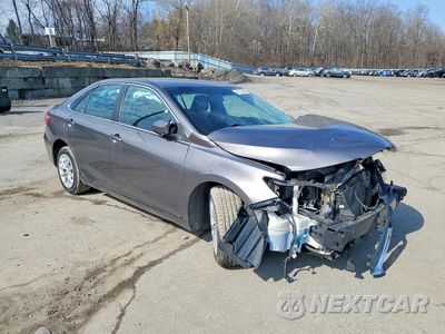 Czwarte zdjęcie samochodu z boku: 2017 TOYOTA CAMRY LE VIN:4T1BF1FK7HU376460 - miniatura