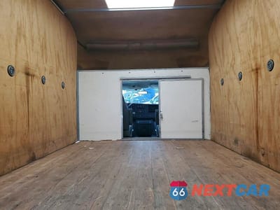 Zdjęcie 10 z 13 samochodu: 2018 CHEV EXPRESS VIN:1GB3GSCGXJ1285545 - miniatura