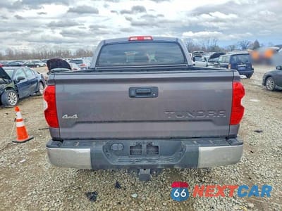 Zdjęcie 6 z 12 samochodu: 2018 TOYOTA TUNDRA SR5 VIN:5TFDW5F19JX703912 - miniatura