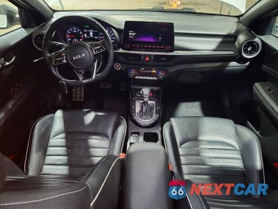 Zdjęcie 8 z 13 samochodu: 2023 KIA FORTE GT-LINE VIN:3KPF54AD1PE521203 - miniatura
