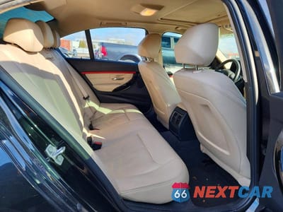 Zdjęcie 10 z 12 samochodu: 2016 BMW 320 XI VIN:WBA8A3C59GK689928 - miniatura