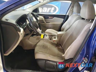 Zdjęcie 7 z 12 samochodu: 2017 NISSAN ROGUE SPORT S VIN:JN1BJ1CR5HW110043 - miniatura