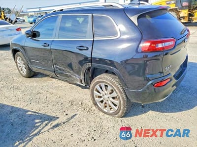 Drugie zdjęcie samochodu z przodu: 2018 JEEP CHEROKEE OVERLAND VIN:1C4PJMJXXJD570581 - miniatura
