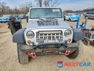 Piąte zdjęcie samochodu w środku: 2008 JEEP WRANGLER X VIN:1J4FA24118L544775 - miniatura