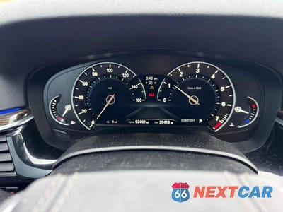 Zdjęcie 8 z 10 samochodu: 2018 BMW 530 XI VIN:WBAJA7C5XJWA73151 - miniatura