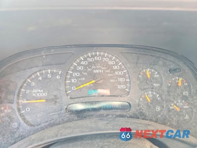 Zdjęcie 9 z 12 samochodu: 2005 CHEVROLET SILVERADO K2500 HEAVY DUTY VIN:1GCHK29UX5E135110 - miniatura