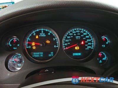 Zdjęcie 9 z 13 samochodu: 2013 GMC YUKON XL DENALI VIN:1GKS2MEF2DR128298 - miniatura