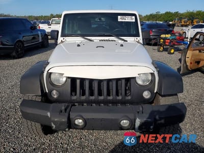 Piąte zdjęcie samochodu w środku: 2015 JEEP WRANGLER UNLIMITED SAHARA VIN:1C4BJWEG0FL504456 - miniatura