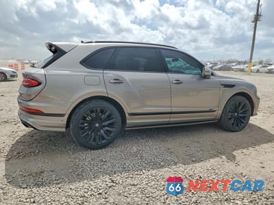 Trzecie zdjęcie samochodu z tyłu: 2022 BENTLEY BENTAYGA SPEED VIN:SJAAR2ZV0NC039893 - miniatura