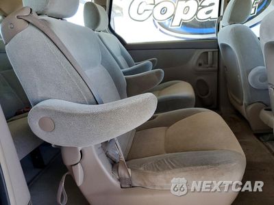 Zdjęcie 11 z 14 samochodu: 2005 TOYOTA SIENNA CE 7 PASSENGER VIN:5TDZA23C15S294101 - miniatura