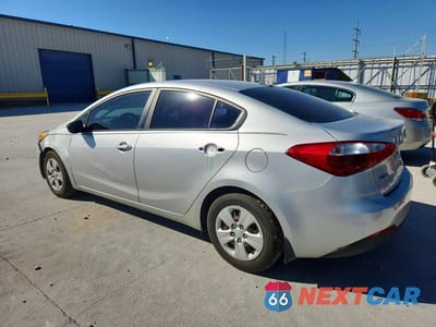 Drugie zdjęcie samochodu z przodu: 2015 KIA FORTE LX VIN:KNAFK4A68F5427756 - miniatura