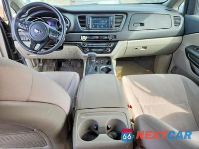 Zdjęcie 8 z 14 samochodu: 2020 KIA SEDONA LX VIN:KNDMB5C10L6609605 - miniatura