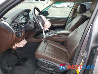 Zdjęcie 7 z 13 samochodu: 2015 BMW X5 XDRIVE35I VIN:5UXKR0C57F0P09151 - miniatura
