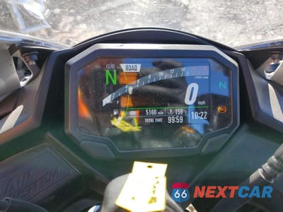 Zdjęcie 7 z 9 samochodu: 2025 KAWASAKI ZX400 S VIN:ML5ZXCS11SDA33608 - miniatura