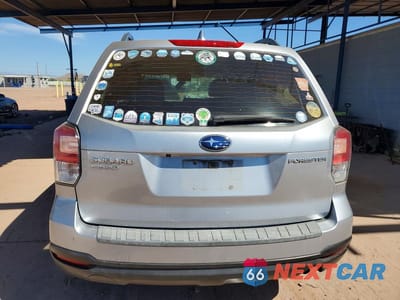 Zdjęcie 6 z 11 samochodu: 2018 SUBARU FORESTER 2.5I VIN:JF2SJABC1JH457066 - miniatura