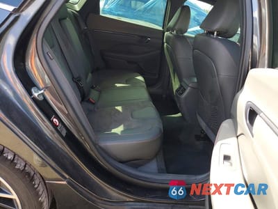 Zdjęcie 10 z 12 samochodu: 2022 HYUNDAI SONATA N LINE VIN:5NPEK4JC4NH149246 - miniatura