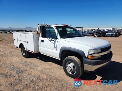 2001 CHEVROLET SILVERADO C3500 1GBJC34U71E301268 - główne zdjęcie licytacji z USA - miniatura