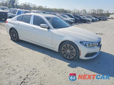 Czwarte zdjęcie samochodu z boku: 2019 BMW 530 I VIN:WBAJA5C56KG900947 - miniatura