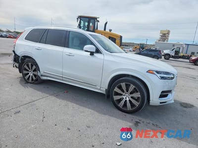 Czwarte zdjęcie samochodu z boku: 2020 VOLVO XC90 T8 INSCRIPTION VIN:YV4BR0CL5L1618687 - miniatura