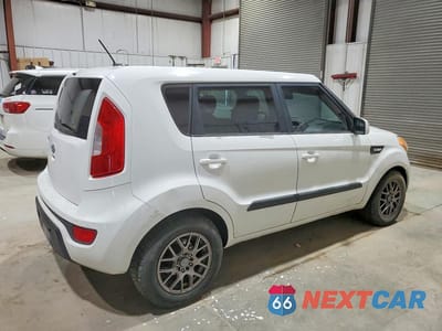 Trzecie zdjęcie samochodu z tyłu: 2012 KIA SOUL BASE VIN:KNDJT2A54C7477186 - miniatura