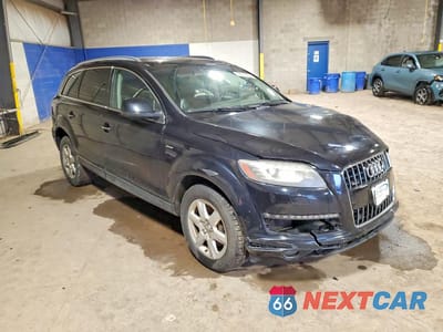 Czwarte zdjęcie samochodu z boku: 2015 AUDI Q7 PREMIUM VIN:WA1CGAFE9FD015920 - miniatura