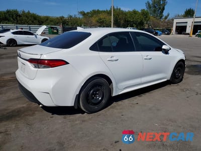 Trzecie zdjęcie samochodu z tyłu: 2024 TOYOTA COROLLA LE VIN:5YFB4MDE2RP204909 - miniatura