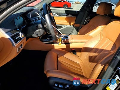 Zdjęcie 7 z 11 samochodu: 2019 BMW 740 I VIN:WBA7E2C54KB217669 - miniatura