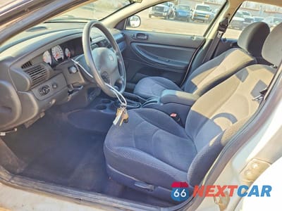 Zdjęcie 7 z 12 samochodu: 2006 DODGE STRATUS VIN:1B3EL46T36N268897 - miniatura