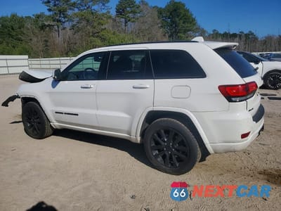 Drugie zdjęcie samochodu z przodu: 2019 JEEP GRAND CHEROKEE LAREDO VIN:1C4RJFAG6KC855189 - miniatura