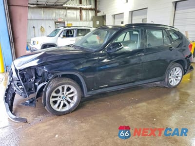 2015 BMW X1 XDRIVE28I WBAVL1C58FVY36058 - główne zdjęcie licytacji z USA - miniatura