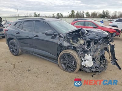 Czwarte zdjęcie samochodu z boku: 2025 CHEVROLET TRAX ACTIV VIN:KL77LKEP3SC220254 - miniatura