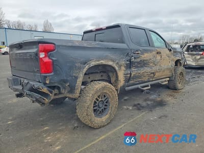 Trzecie zdjęcie samochodu z tyłu: 2024 CHEVROLET SILVERADO K1500 RST VIN:3GCUDEE82RG216538 - miniatura