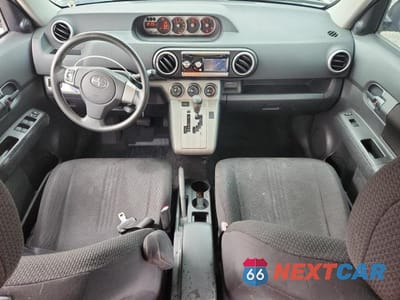 Zdjęcie 8 z 13 samochodu: 2010 SCION XB BASE VIN:JTLZE4FE4A1103733 - miniatura