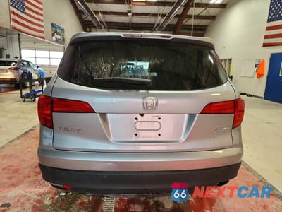 Zdjęcie 6 z 13 samochodu: 2018 HONDA PILOT EX VIN:5FNYF6H30JB036874 - miniatura