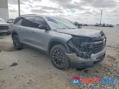 Czwarte zdjęcie samochodu z boku: 2024 CHEVROLET TRAVERSE LT VIN:1GNEVGKSXRJ231159 - miniatura