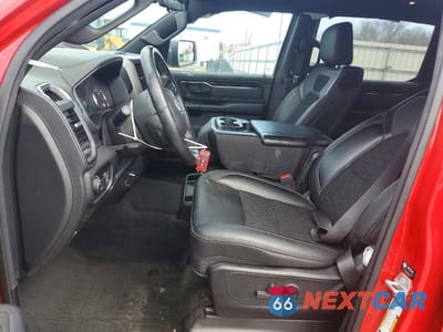 Zdjęcie 7 z 13 samochodu: 2021 RAM 1500 BIG HORN VIN:1C6SRFFT1MN668537 - miniatura